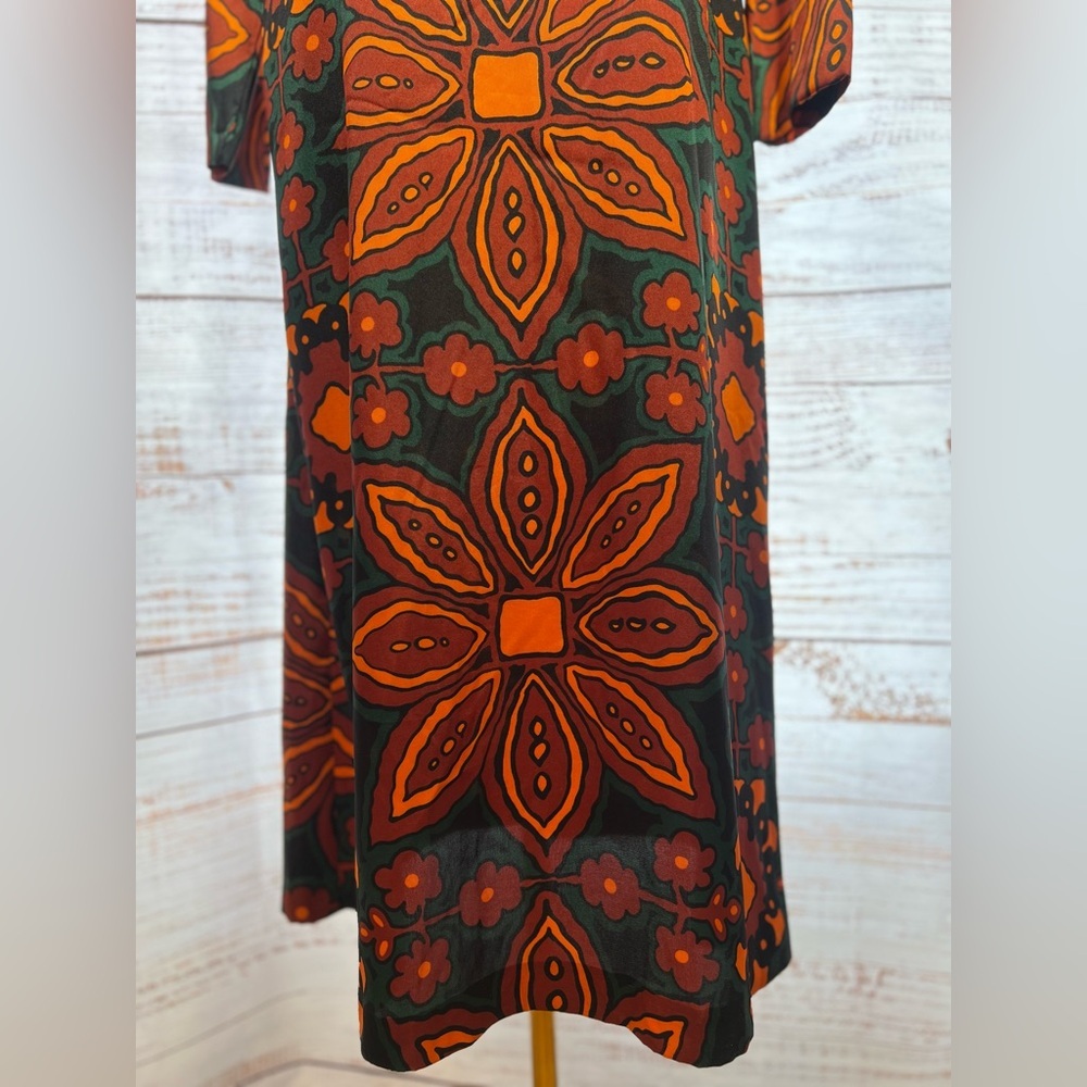 NWT Psychedelic Floral Patterned Dress - Picture 4 of 8
